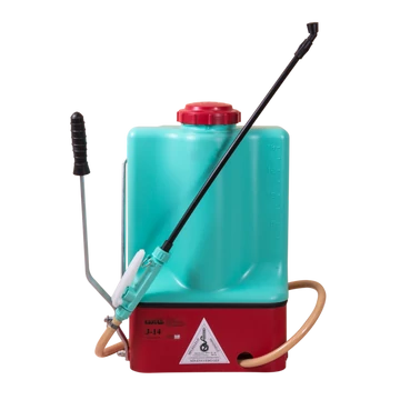 Permetezőgép háti J-18 magyar gyártmány